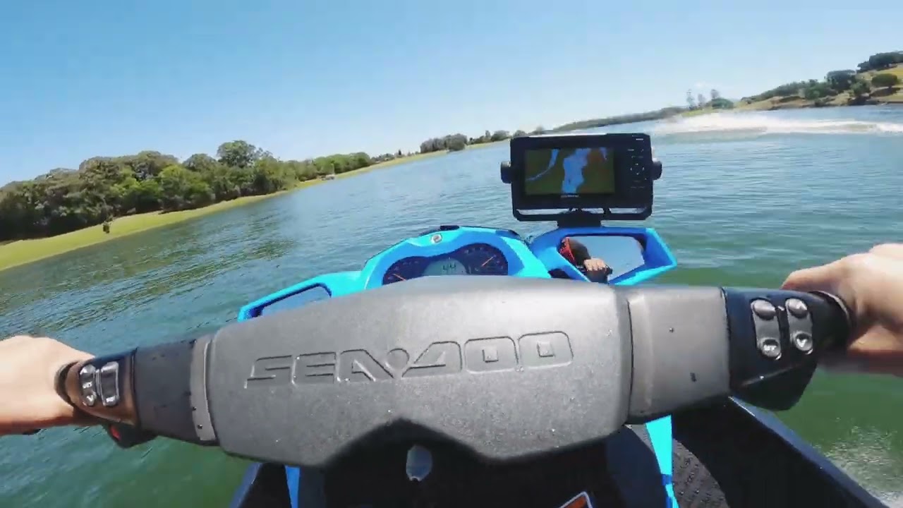 Seadoos on lake Tinaroo