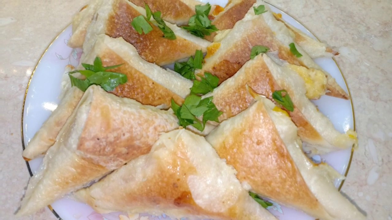 السمبوسه بالميكس جبن فى الفرن خفيفه ولذيذه🥖🥐🧀