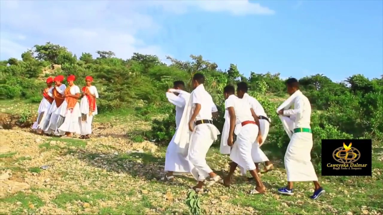 Dhaanto Cusub | Aan Mushaaxno | Sahra Dhule & Abwaan Karlos l Footage Remix