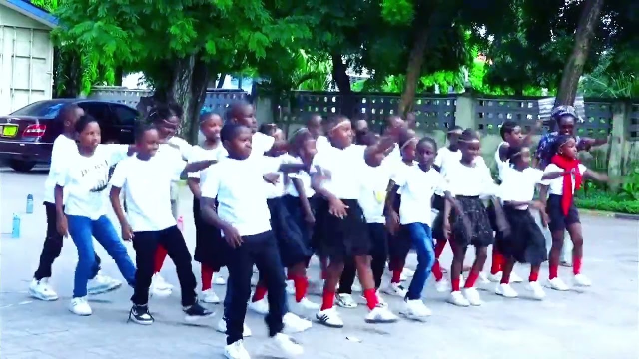 AMAZING PERFORMANCE I'VE NEVER SEEN BEFORE.