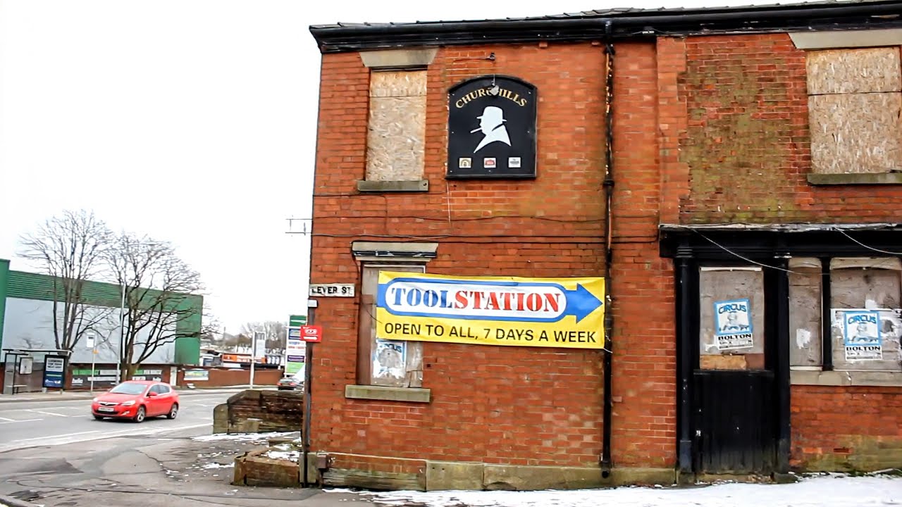 Abandoned Churchill's Pub - Bolton - Lancashire #bygonepubs