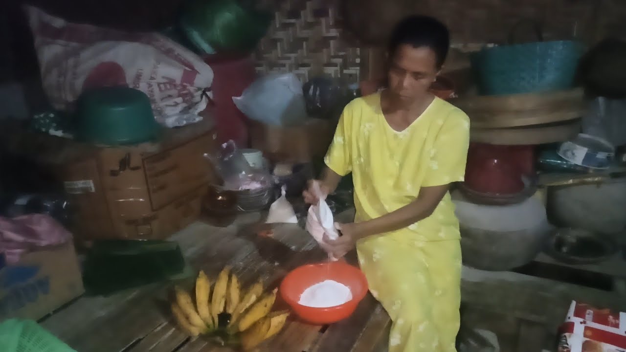 Hujan di malam hari,goreng pisang buat cemilan,hidup di desa pedalaman 