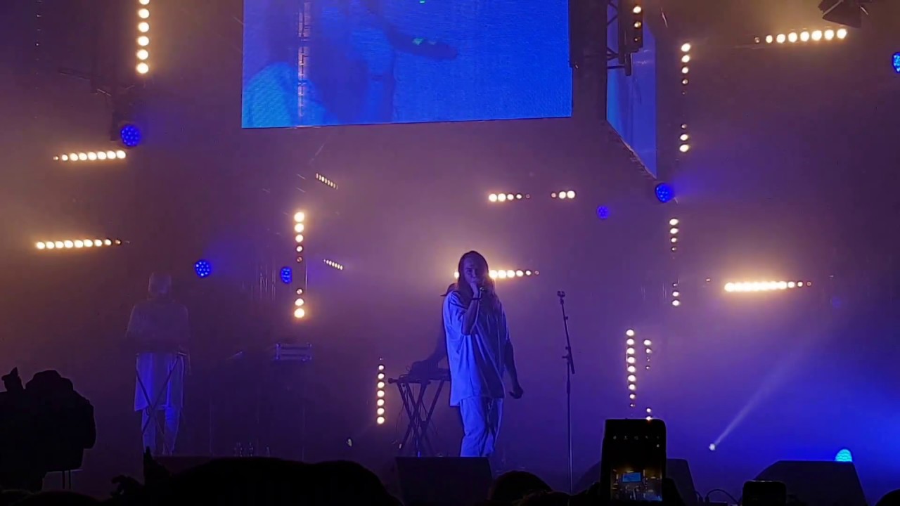 Paperi T - Surumielisen näköiset naiset @ Blockfest 2017