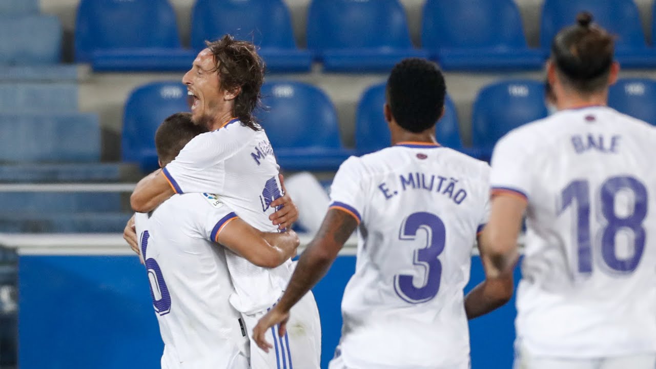 Real Madrid players welcome Abbott