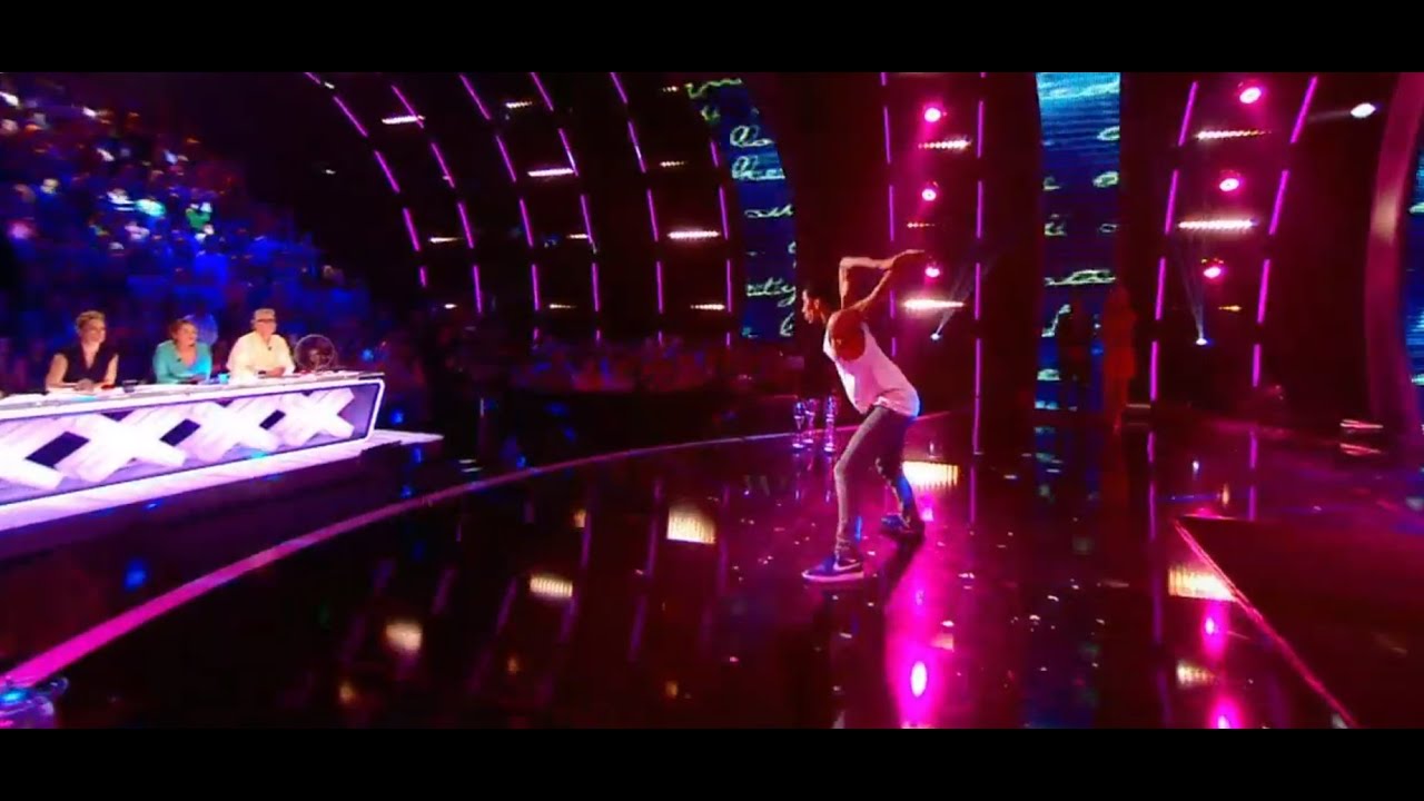 Milan the young dancer of the crowd - Semi-Final 2 - France's Got Talent 2013