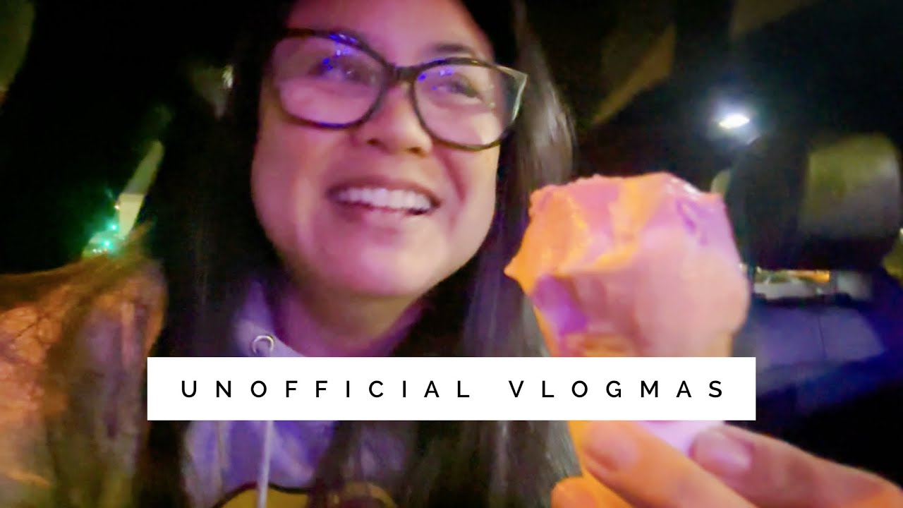 Take a shot every time I say &ldquo;cookies&rdquo; 🥃🍪 |  The Unofficial VLOGMAS Days 10-14 | Life in my 40s