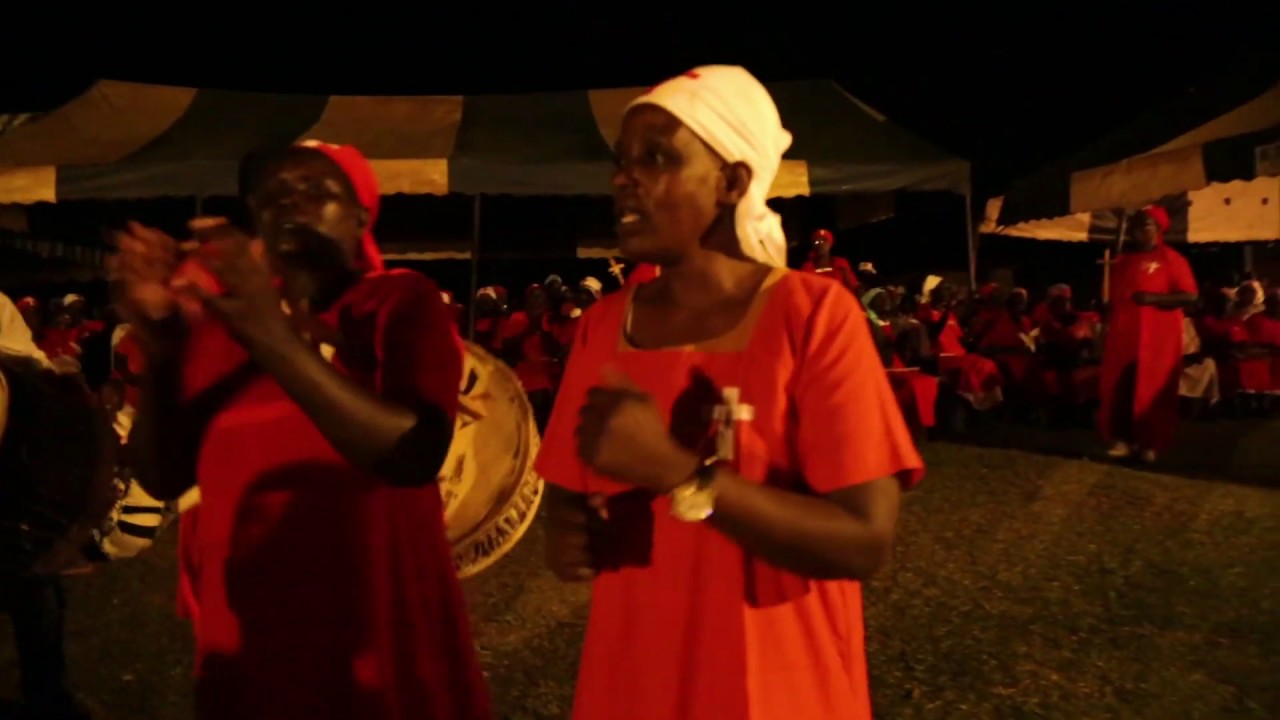 Suda mar mama Agnes Bonyo Orinda. ( Nyokute ) ROHO RUWE HOLY GHOST CHURCH.