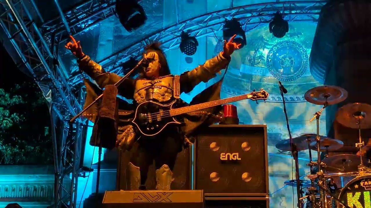 KISS Forever Band - I Was Made For Lovin' You & Rock 'N' Roll All Nite - Rock am Friedensdenkmal