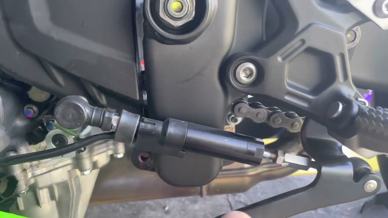 Zx4rr gp shift how to and still have the quick shifter auto blipper work!