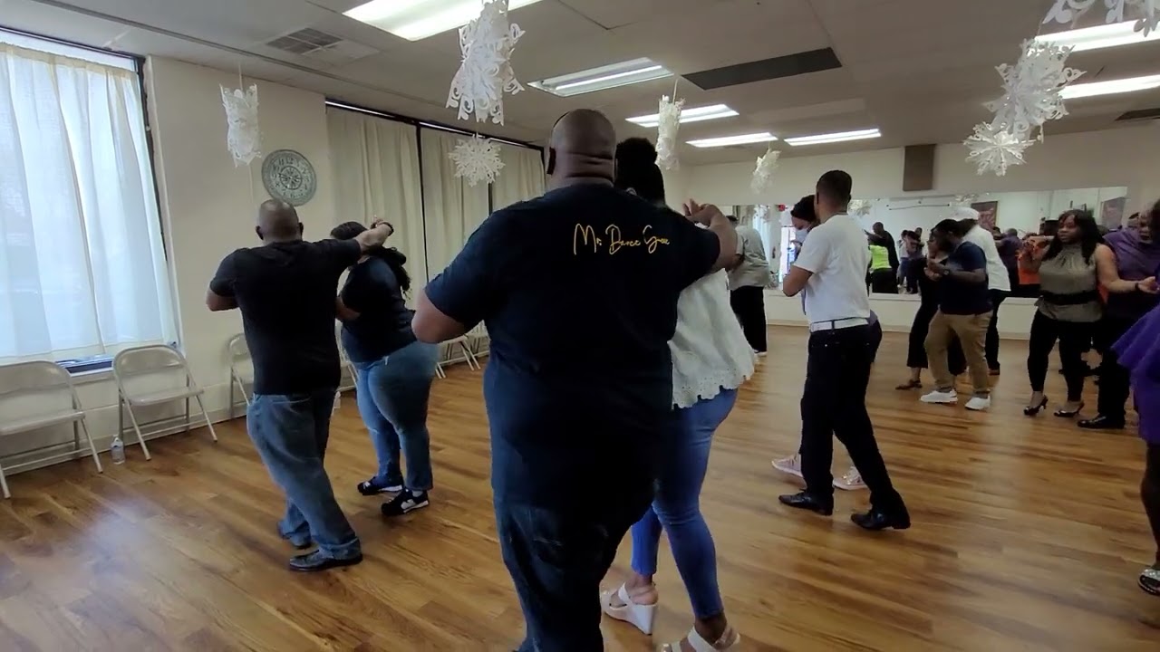 Detroit Dance Groove Beginner's Class