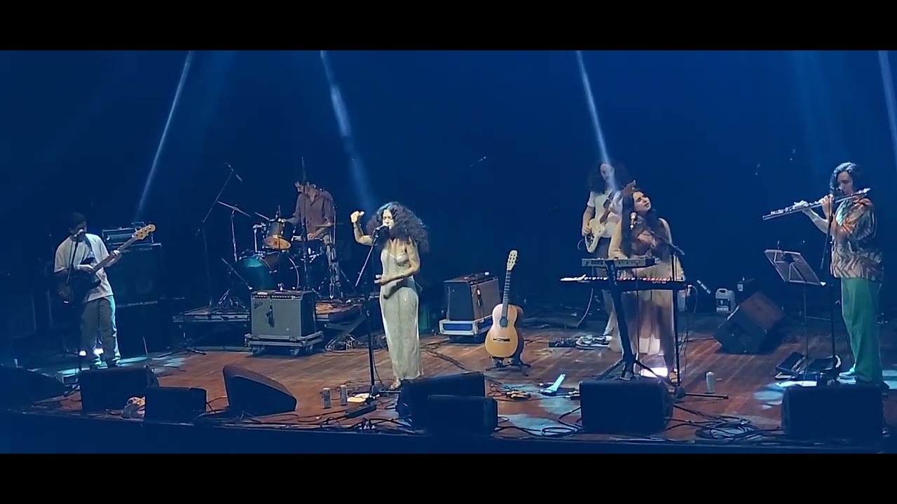 tori @ circo voador: discreta paz
