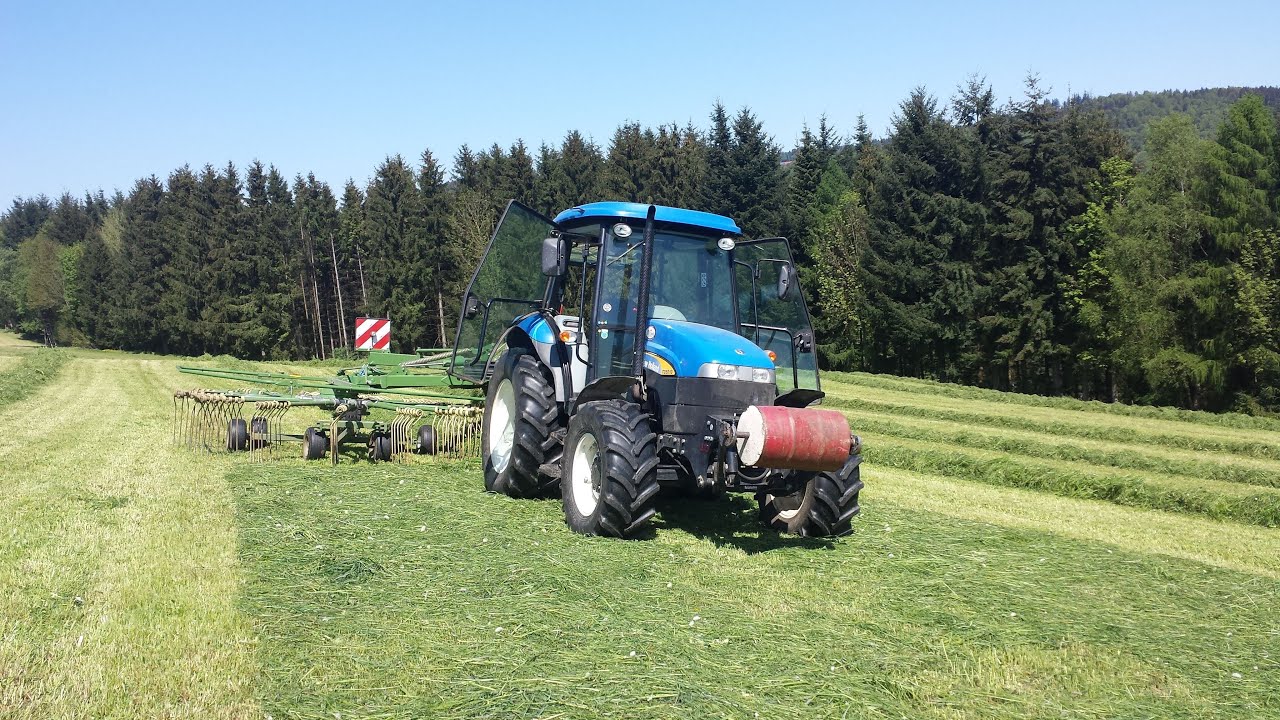 1. Schnitt 2016│Cabview│Schwaden mit New Holland│