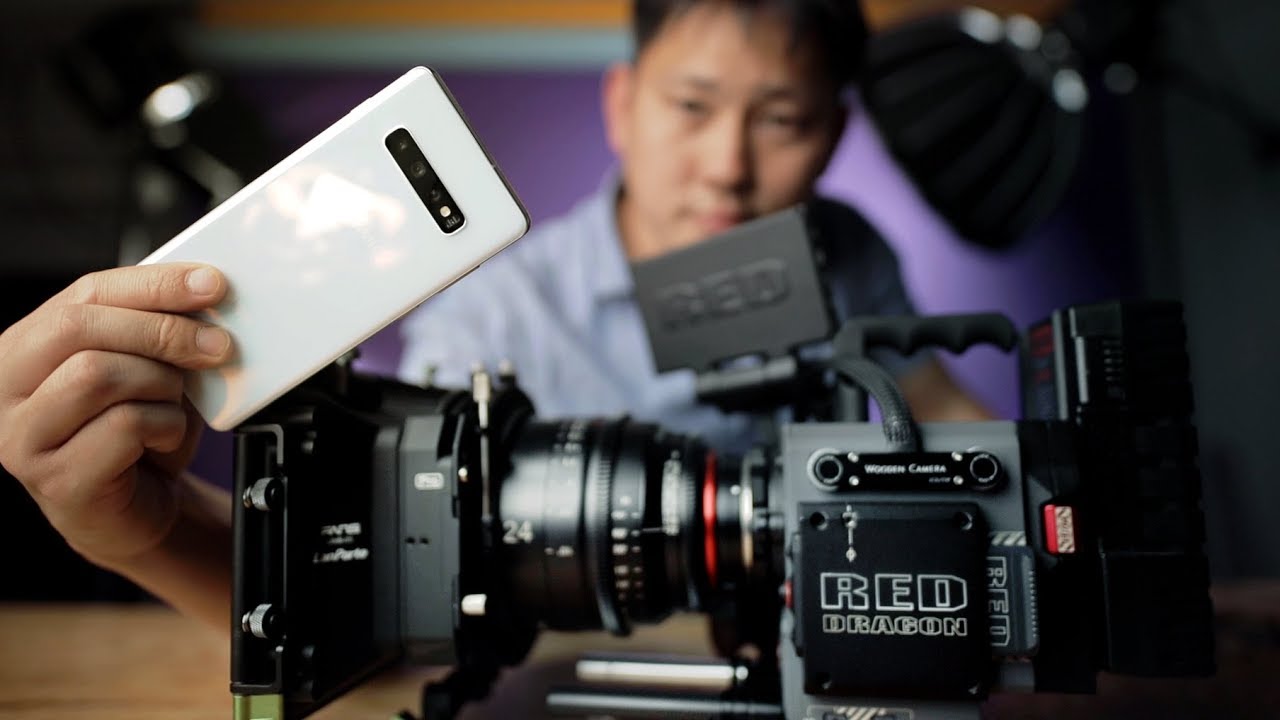 Samsung Galaxy S10+ vs RED Movie Cinema Camera
