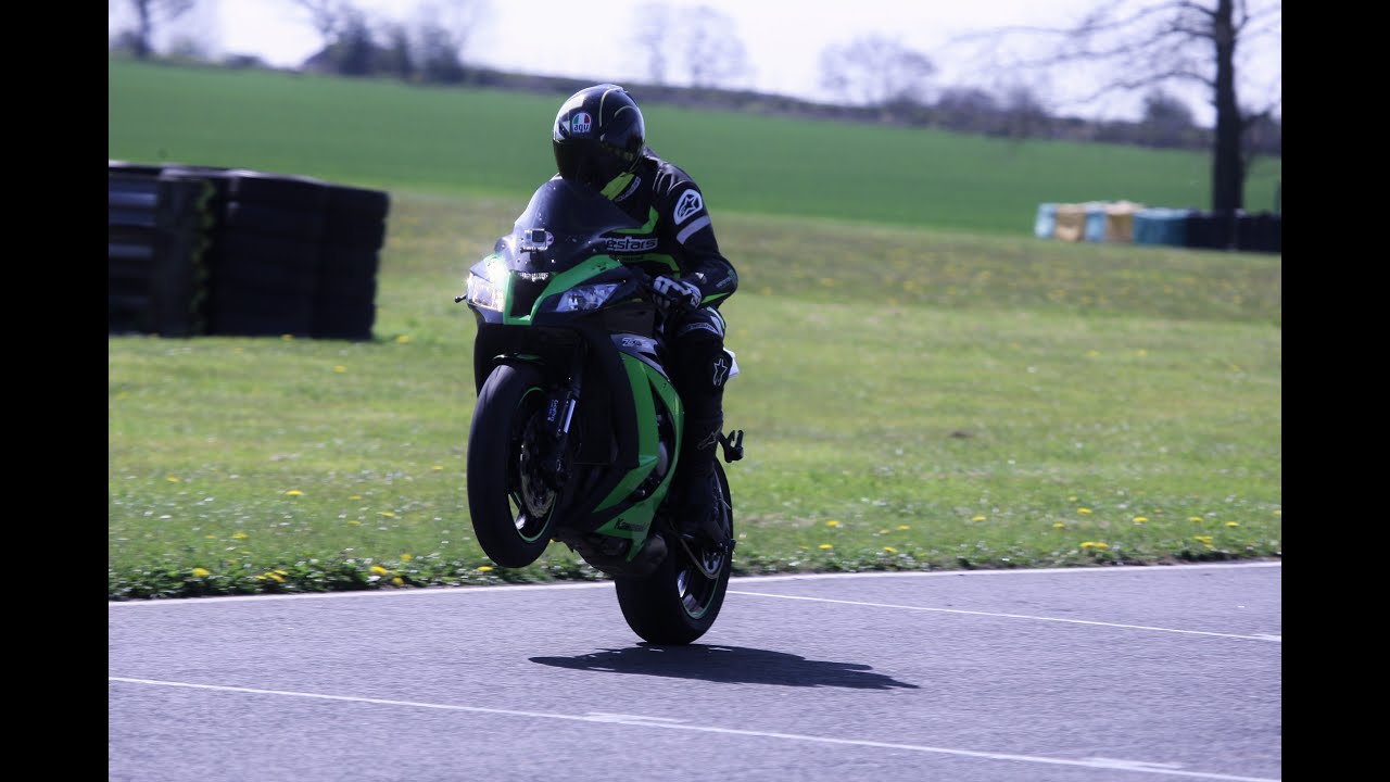 Croft Track Day fast group 21/04/16 SKIP TO 3RD LAP 1ST 2 WARM UP James Whitham track training day 1