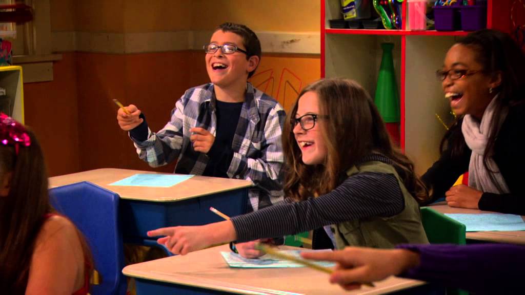 Besties - I Didn't Do It - Lindy and Logan | Official Disney Channel Africa