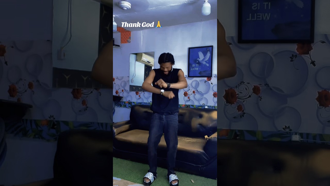 Best barber dancer in Ghana 🇬🇭 #trending #explore #viral #shots #selfmadebarber
