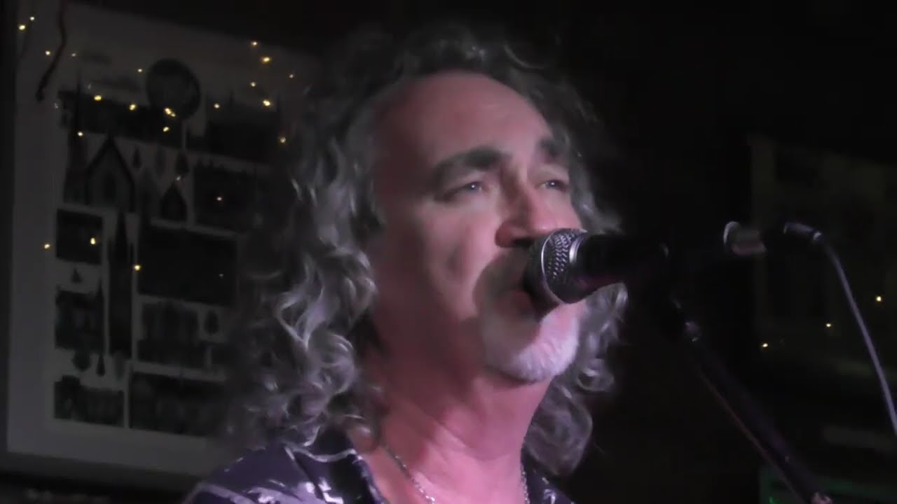 Jeff Brown - Crazy World (Live)