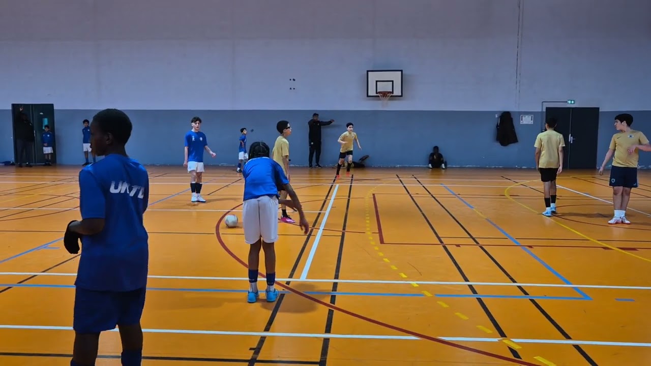 FC93 futsal vs Saint  Denis