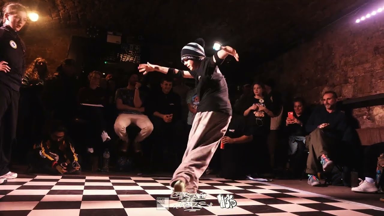 Bgirl Lex vs Bboy Frosty│ Under16s Semi-final │ Breakthecastle vol.1