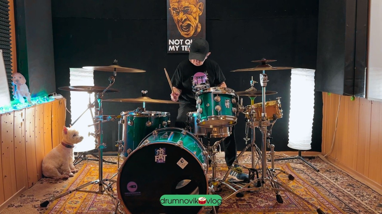 Собаку постриг, пенсию получил, лампу сделал!