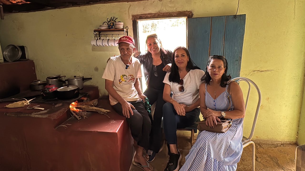 UMA VISITA INESQUECÍVEL NA FAZENDINHA DO ZEZÉ!
