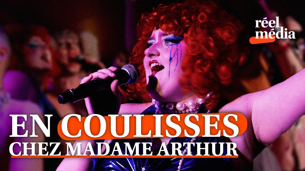 Les coulisses du cabaret chez Madame Arthur à Paris