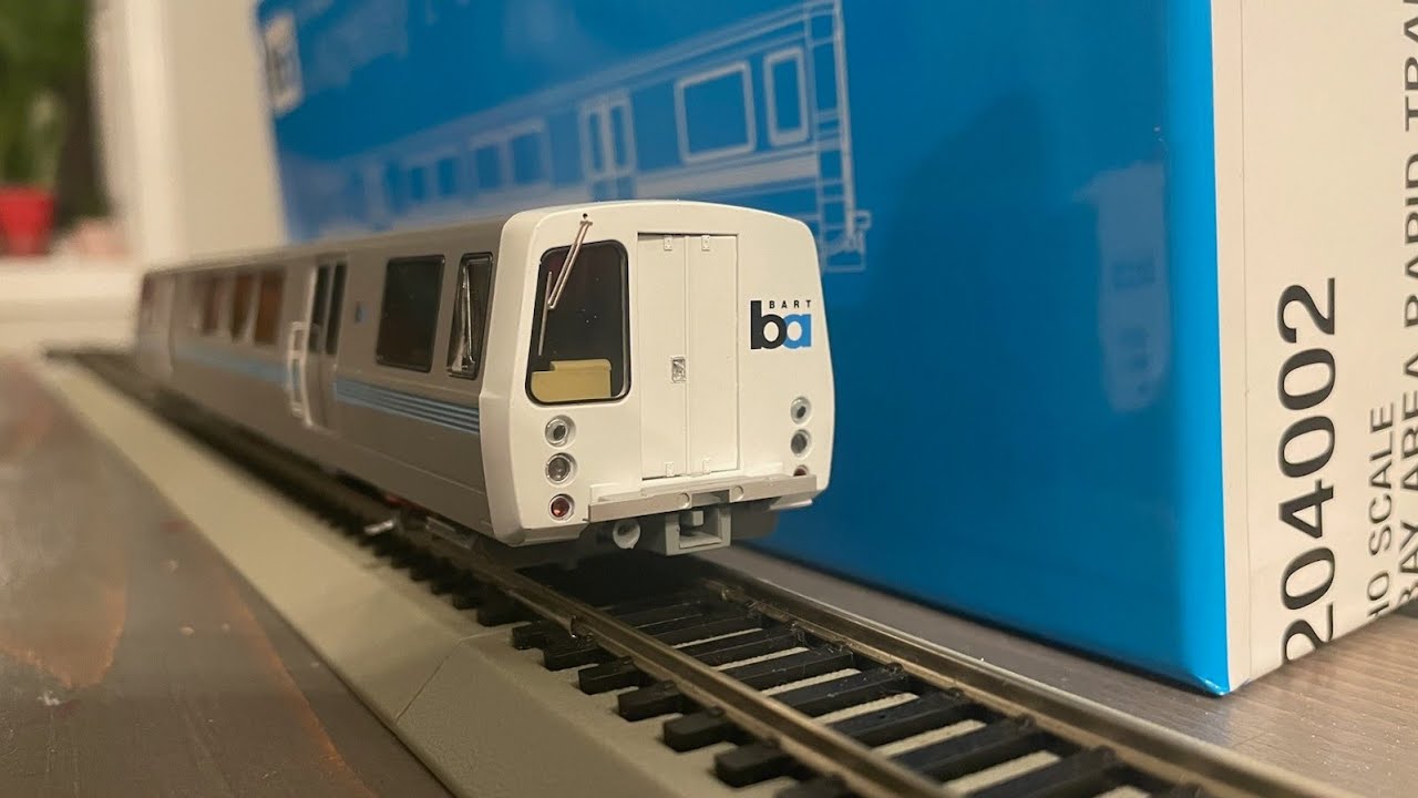 Rapido Trains BART Legacy B & C Cars - Unboxing and Review