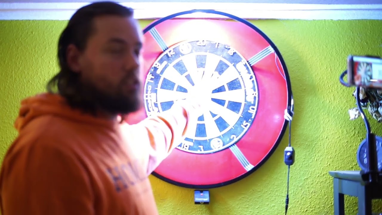 Dartmind - Eine Dartsz&auml;hl App f&uuml;r 15&euro; pro Jahr. Wegen der Videoqualit&auml;t wird dieses neu gemacht.