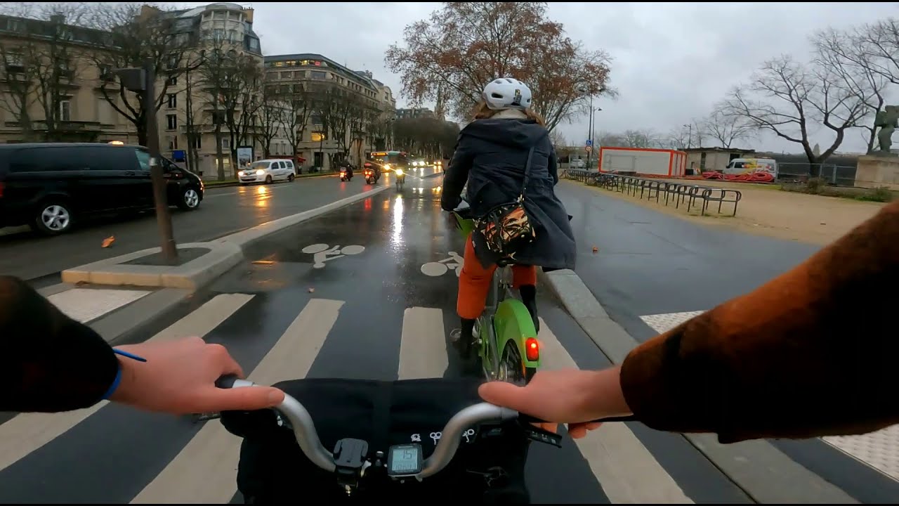 Brompton commute à Paris, de Montparnasse à Trocadéro par le Réseau express vélo (REVe) Est-Ouest