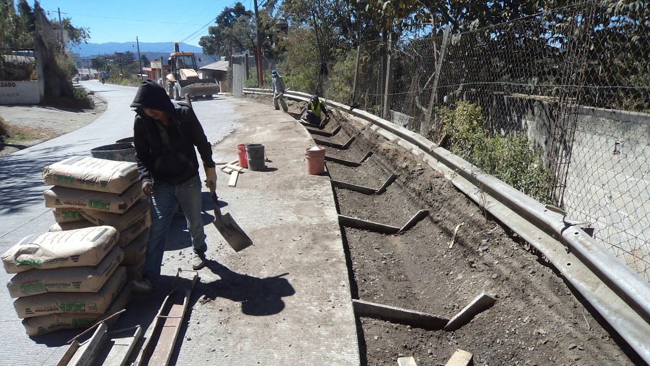 16 Construcción de cunetas