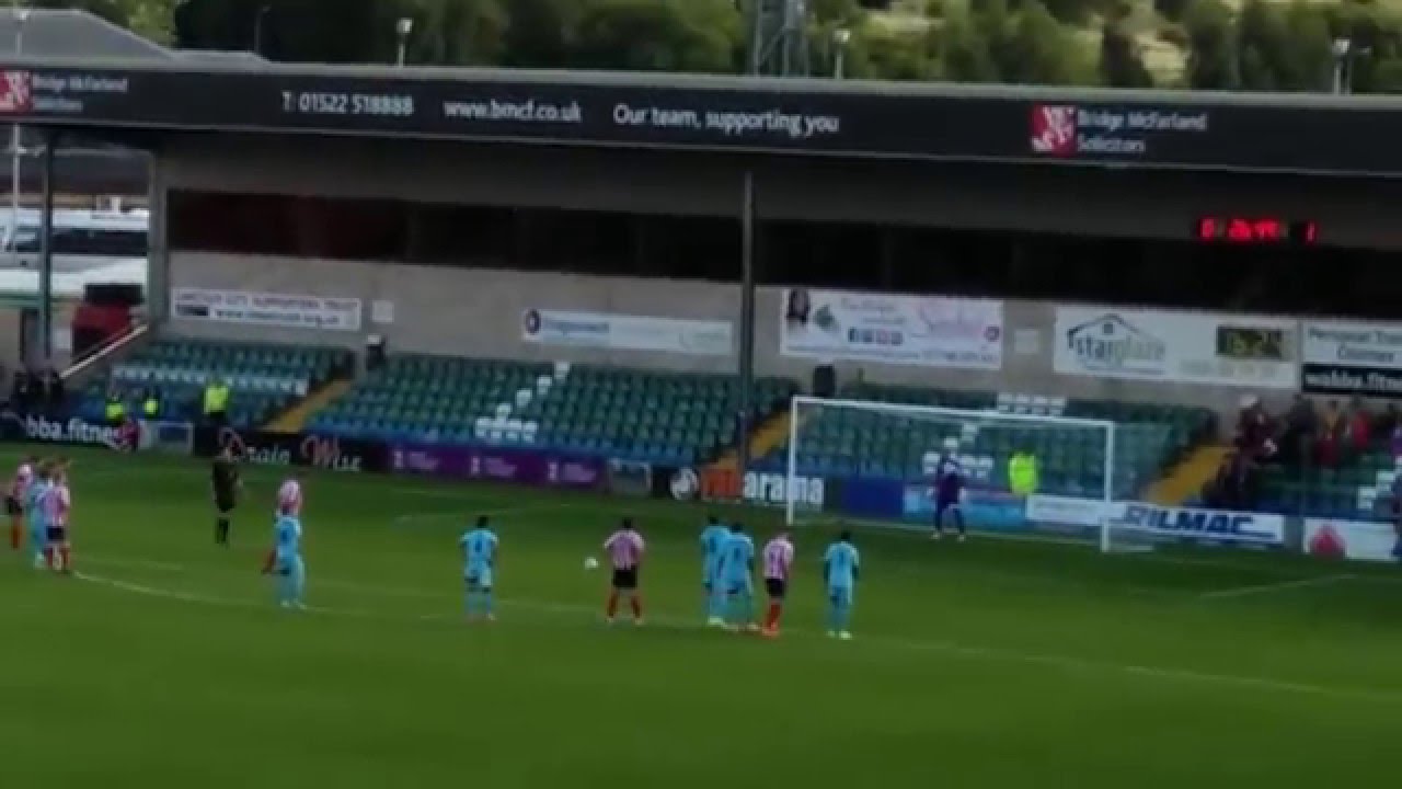 Lincoln vs Boreham Wood - Rhead penalty GOAL!!!