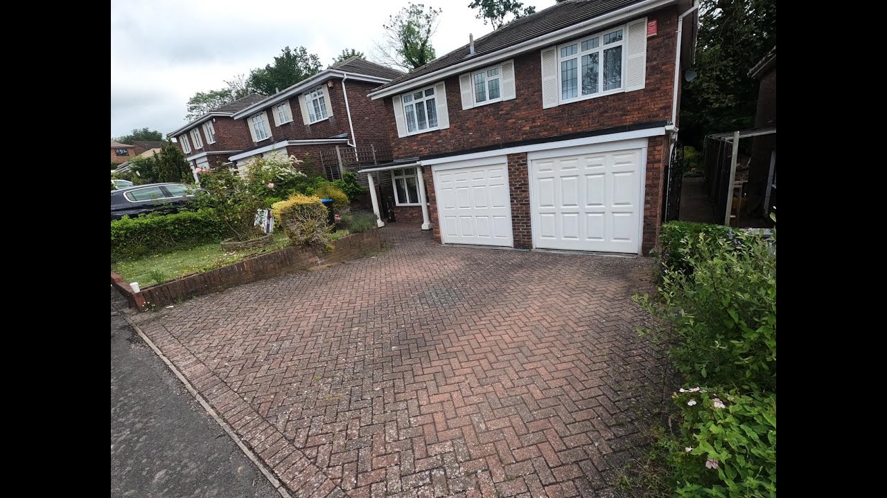 Driveway Jet-wash cleaning by Clean2Shine !