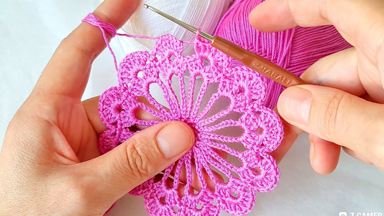 super Easy Knitting Crochet motif model