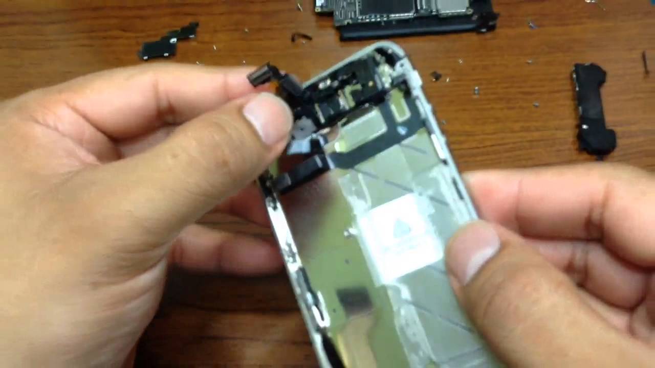 iPHONE 4S, HOW TO FIX THE POWER BUTTON. COMO REPARAR EL BOTON DE POWER. (PART 3)
