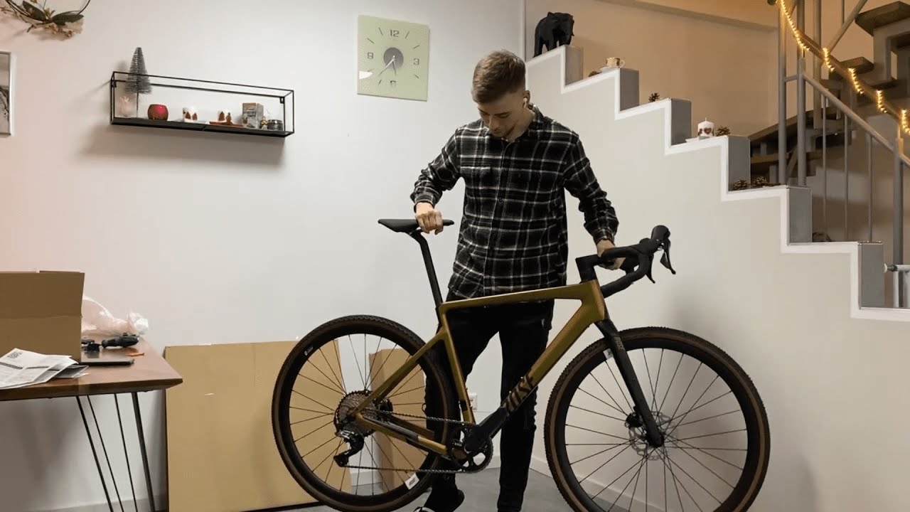 Unboxing meines neuen Gravelbikes | ROSE BACKROAD | Meikel
