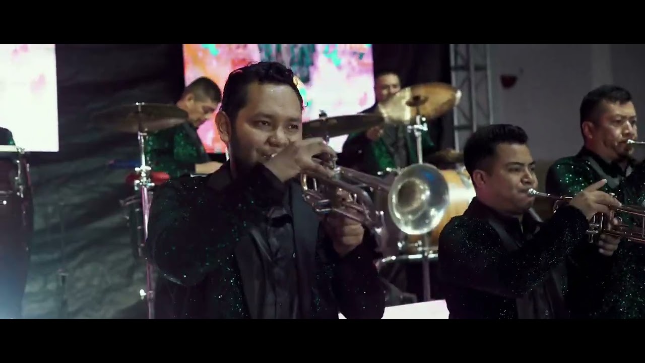Banda Ola Azul de Zirahuen - No Sirvo Para Estar Sin Ti (Video Oficial)