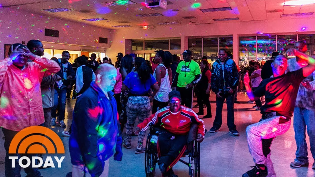 Club 1111 Offers Inclusive Party For People With Disabilities | Sunday TODAY