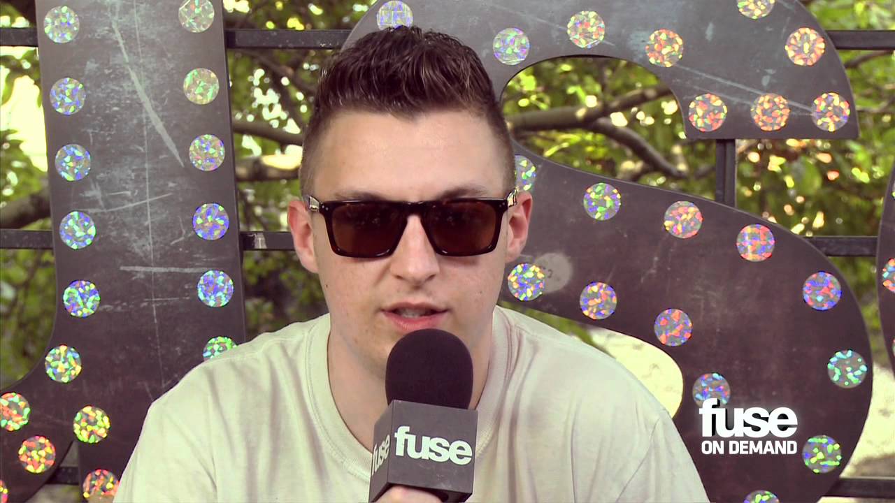 Arctic Monkeys Interview (January 2012)