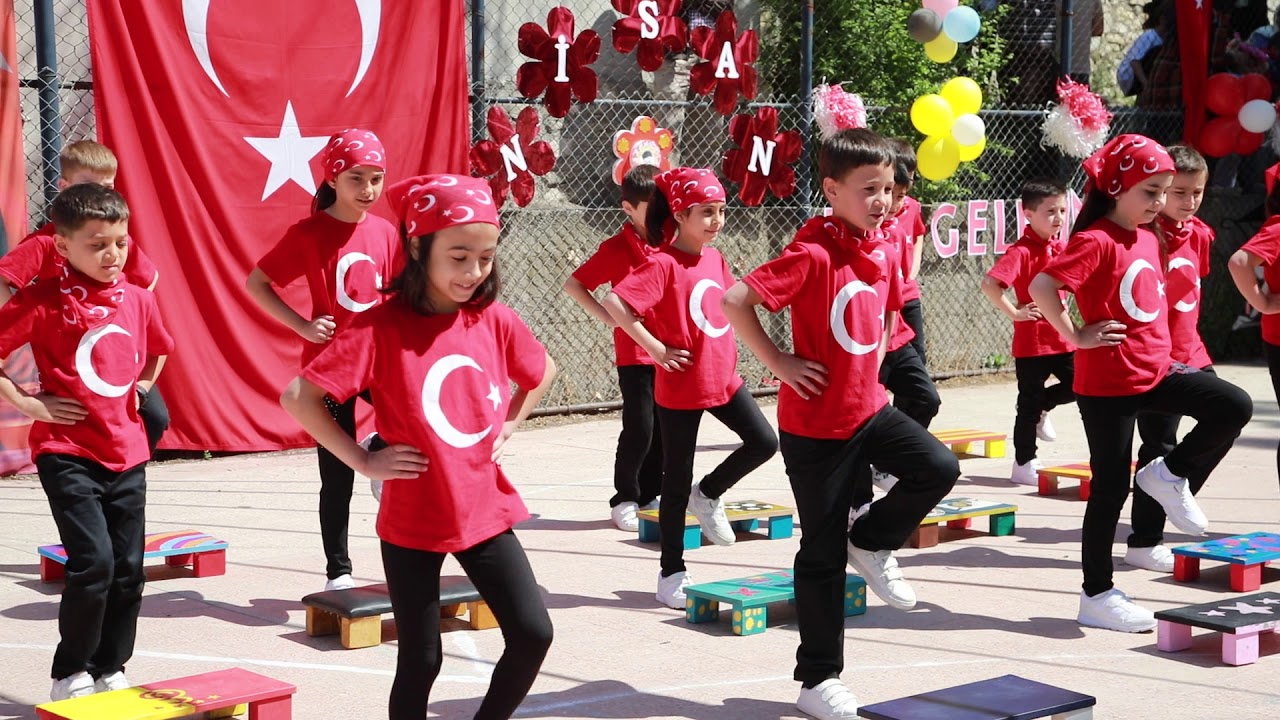 23 NİSAN STEP DANS GÖSTERİMİZ..