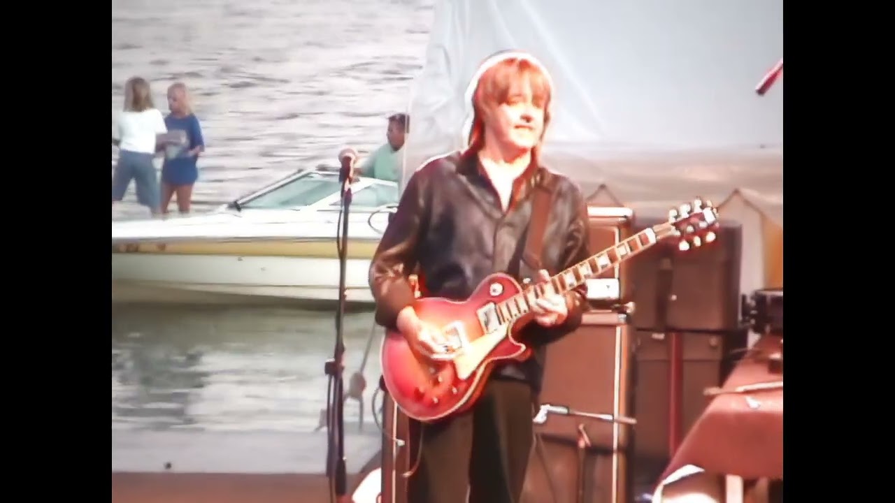 Badfinger with Joey Molland - Live iat Chilifest - Cinicnnati Ohio - July 14, 2001
