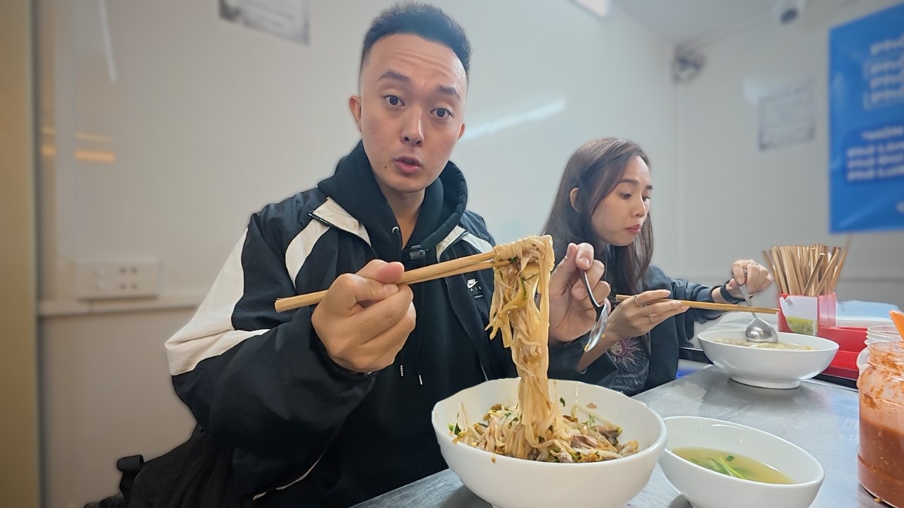 Hanoi Has The Best Street Food in Vietnam!