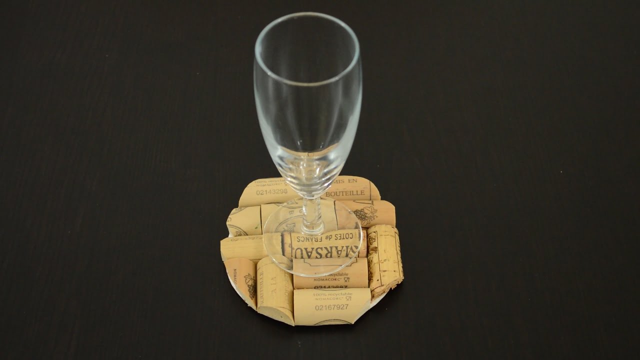 DIY : Fabriquez un sous verre avec des bouchons en liège