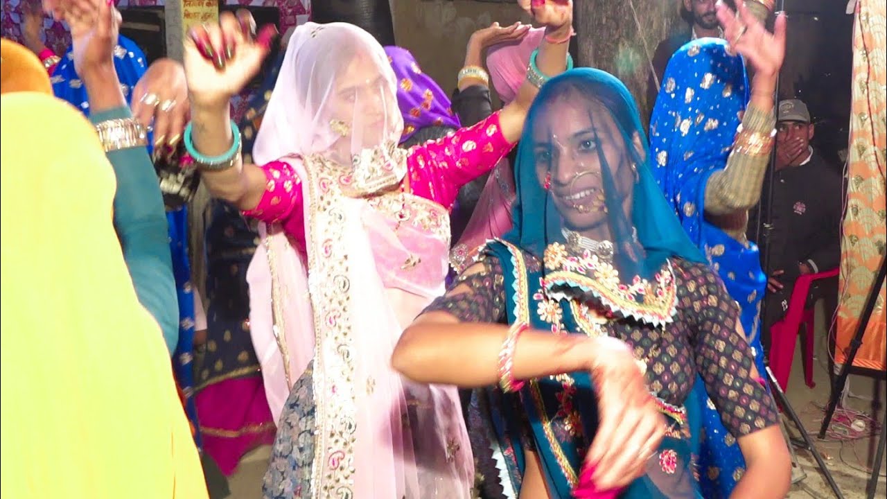 देशी गुर्जरी का टिपटोप कमरतोड़ डांस। हनुमान गुर्जर निमोद भरतलाल रजमाणा के लाईव उछाटा प्रोग्राम मे ❤️