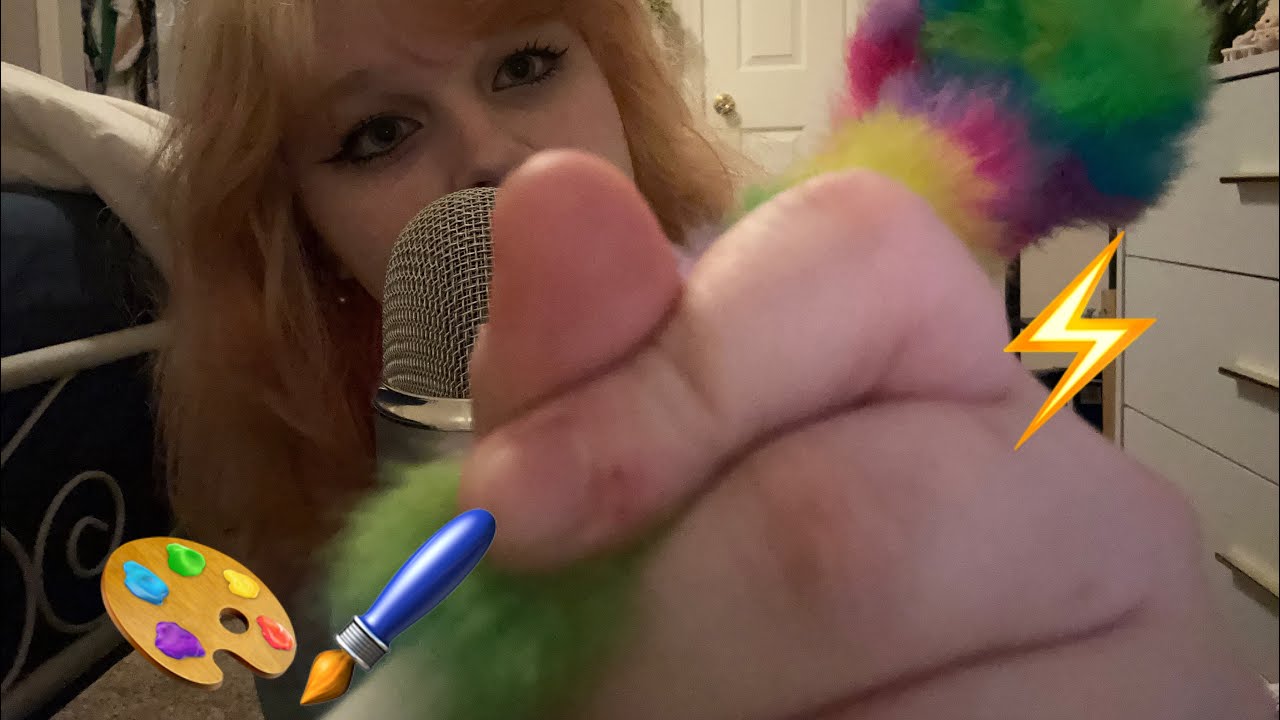 ASMR chaotic artist draws you! 🎨🖼️👩‍🎨