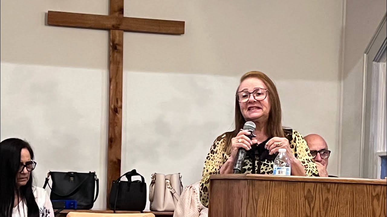 Saudação com a Missionaria Selma 📖🤏🎤👩‍🦰 03/15/26