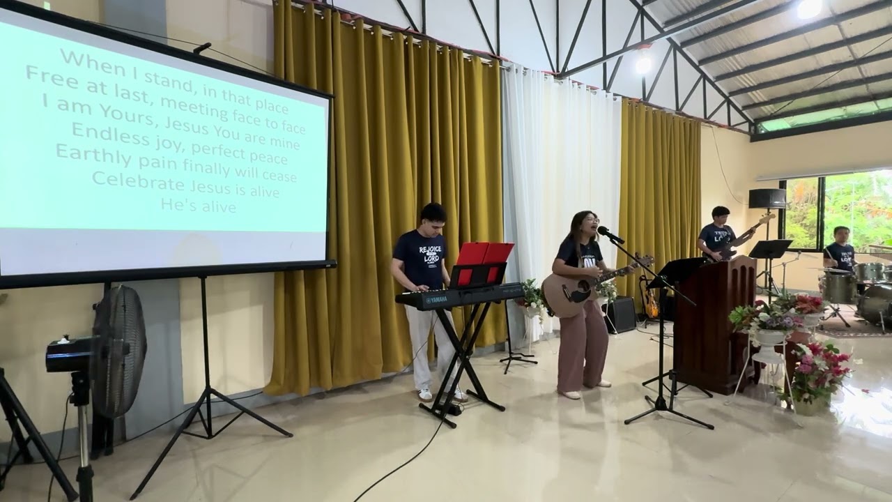Happy Day 01/04 Youth Fellowship 