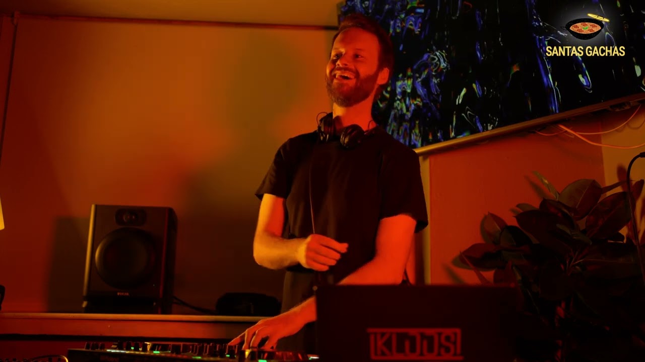 Kloos (Melodic Techno & Progressive House DJ Mix) | PUB Sessions #1 [4K UHD]