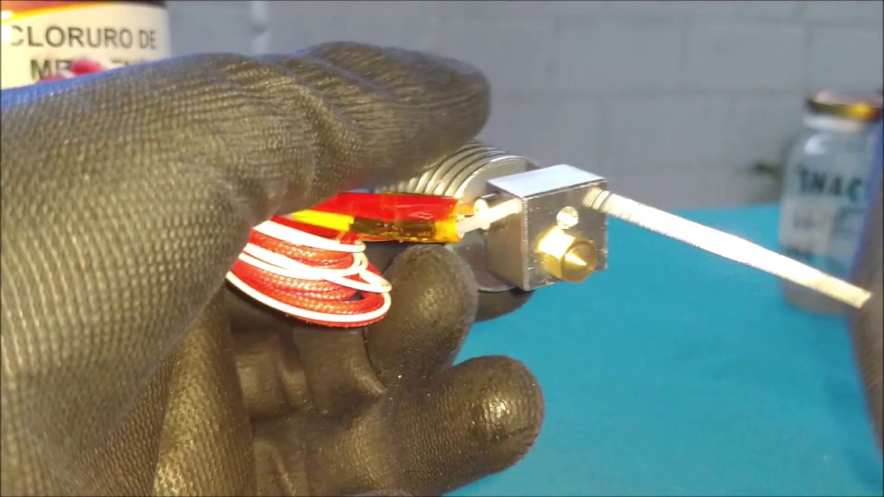 Cómo limpiar la boquilla y la garganta del hotend J-head de tu impresora 3d Tairona?