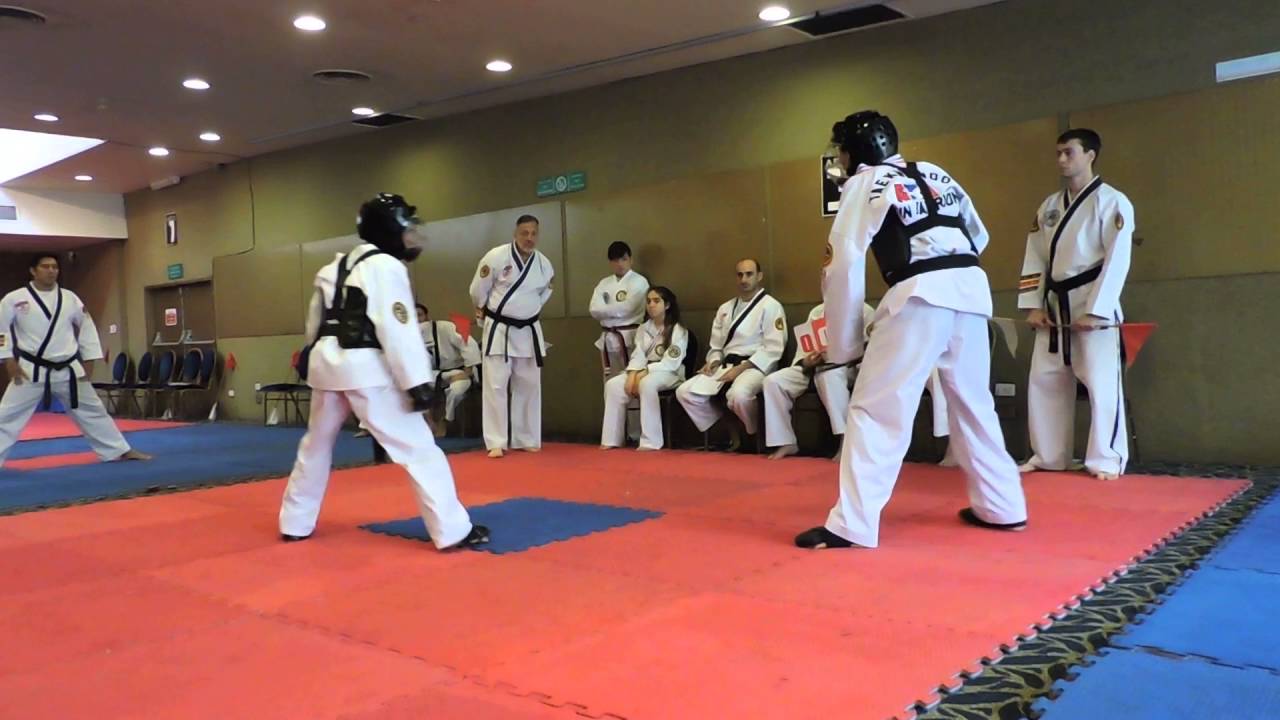 Sparring taekwondo ATA