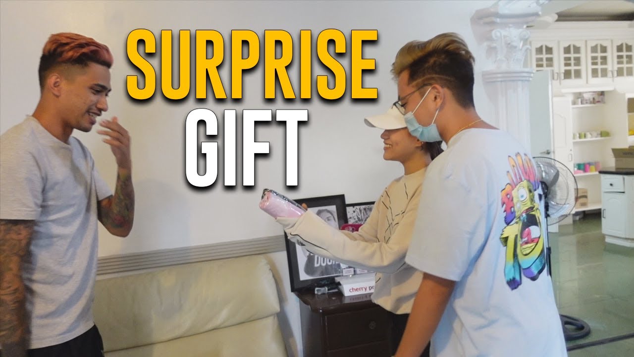 SURPRISE GIFT